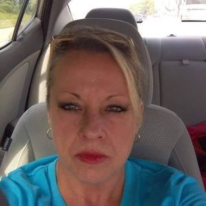 Meet your Posher, Carolyn